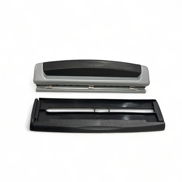 Stapler and Hole Punch Bundle Black and Silver - Heavy Duty - Picture 3 of 8